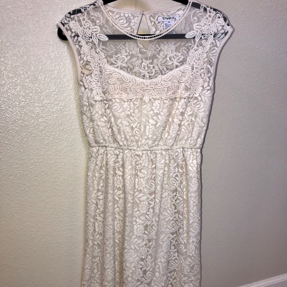 👗 ✨Women’s Cream Floral Lace Dress ✨👗